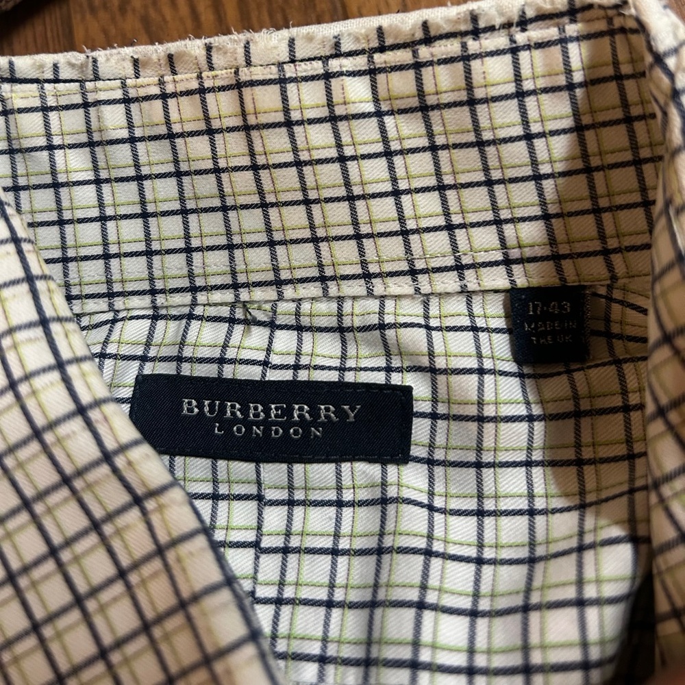 Burberry White and Blue Checkered Button Down Shirt - Picture 4 of 8